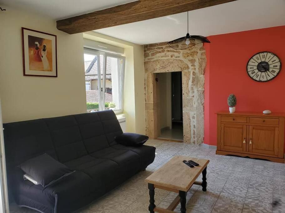 Les Fontaines Villa Laives Екстериор снимка