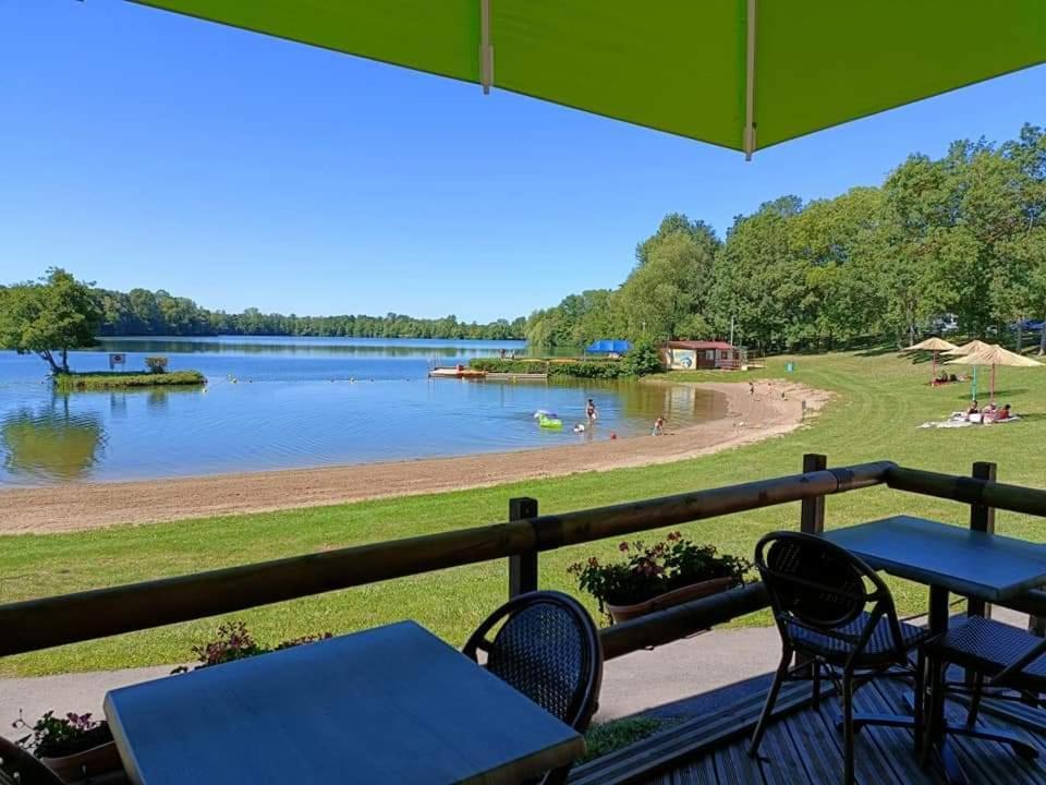 Les Fontaines Villa Laives Екстериор снимка
