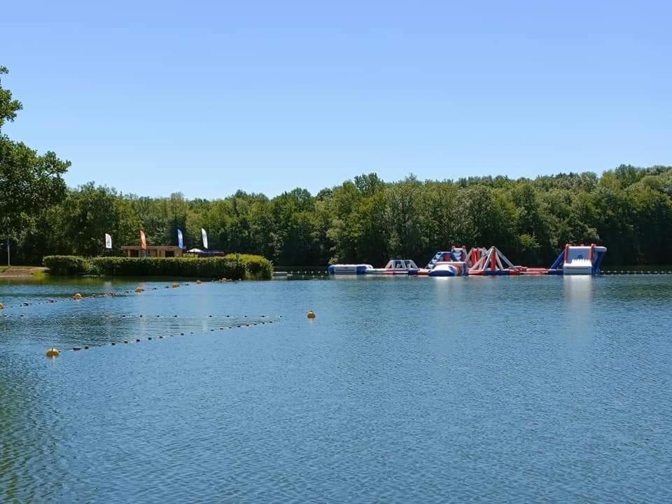 Les Fontaines Villa Laives Екстериор снимка