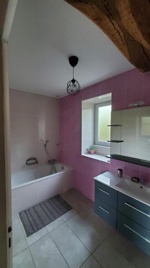 Les Fontaines Villa Laives Екстериор снимка